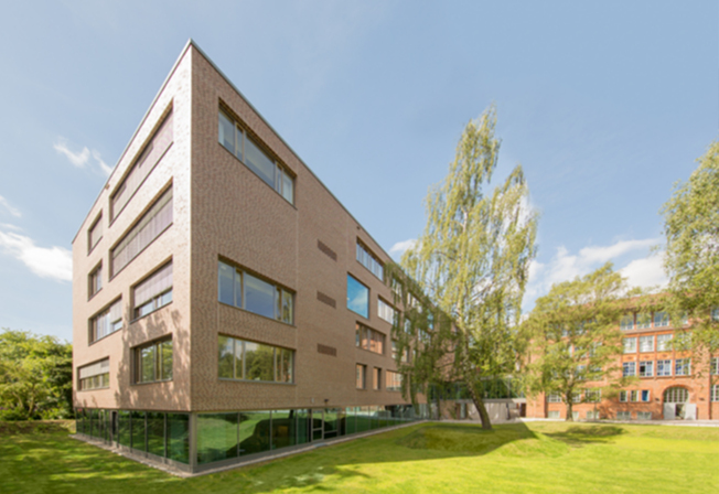 Berufsschule Burgstrasse | Ansicht Eingangsbereich Berufsschule Burgstrasse | Ansicht Eingangsbereich